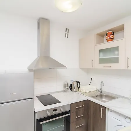 Apartman D&l *